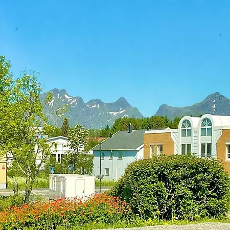 Cozy Apartment Leknes Lofoten Exterior photo